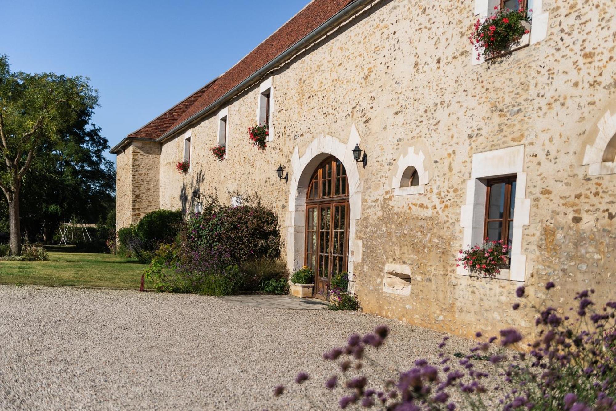 Chateau De Ribourdin Chevannes  Bagian luar foto